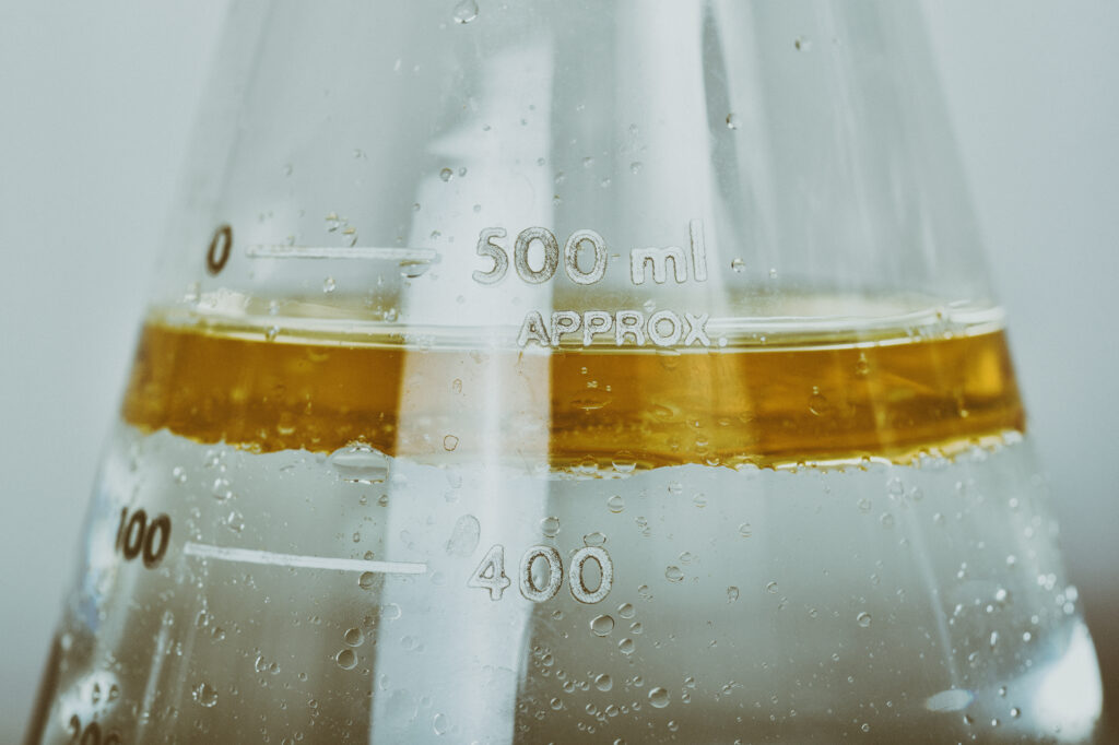 Emulsions Breaking in a beaker in chemical lab