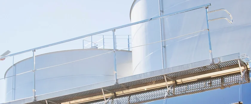 off-spec vs. spec-grade fuel distribution