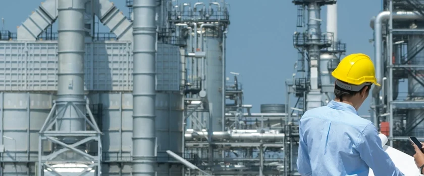 refinery producing spent caustic for disposal